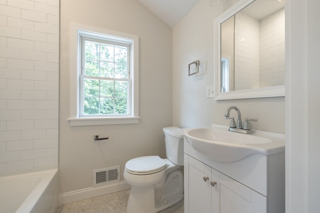 11 Fern St, Natick, MA, 11 Fern St, Natick, MA Photo #17