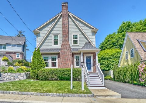 73 Cedar Rd Medford MA 02155