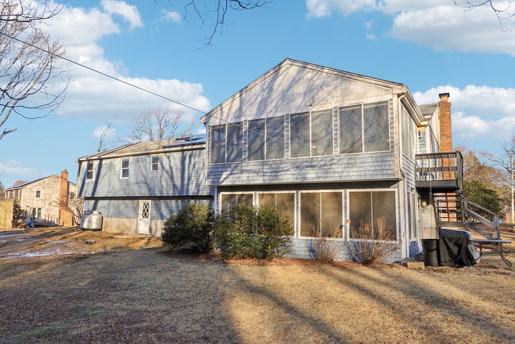 15 Cedar Rd