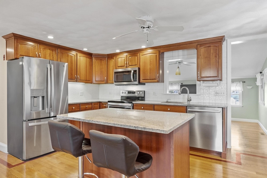 97 Hartwell Rd