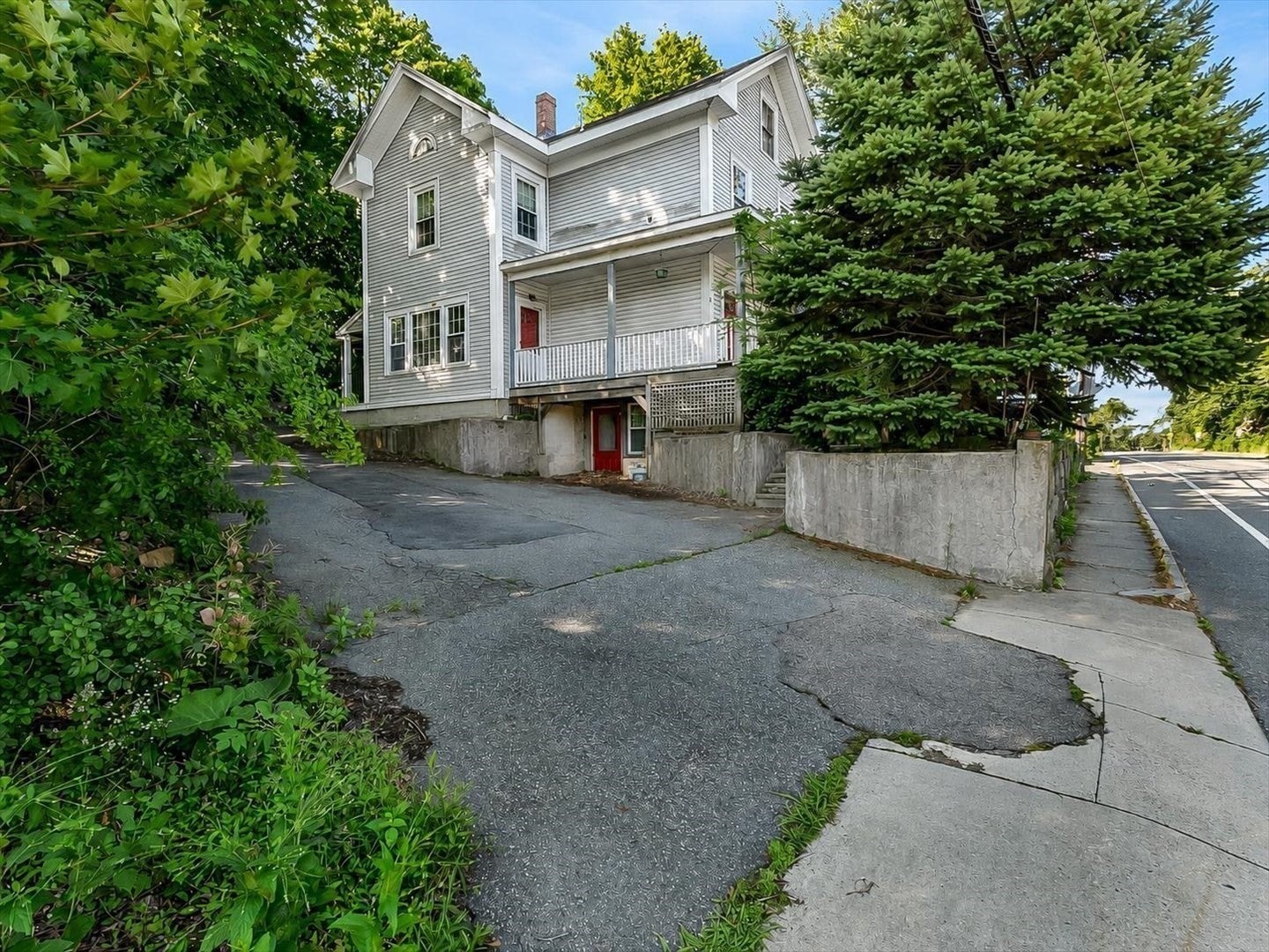 2 Lexington St, Woburn, MA, 2 Lexington St, Woburn, MA Photo #3