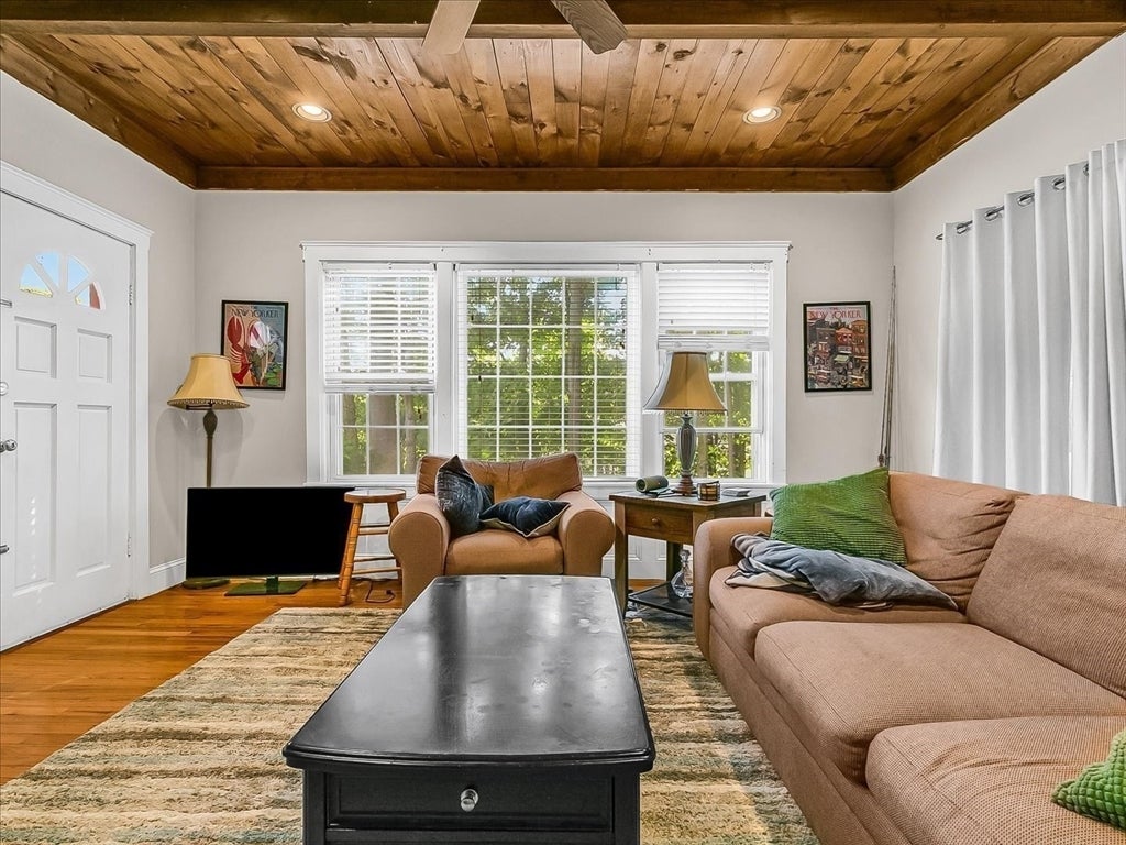 2 Lexington St, Woburn, MA, 2 Lexington St, Woburn, MA Photo #11