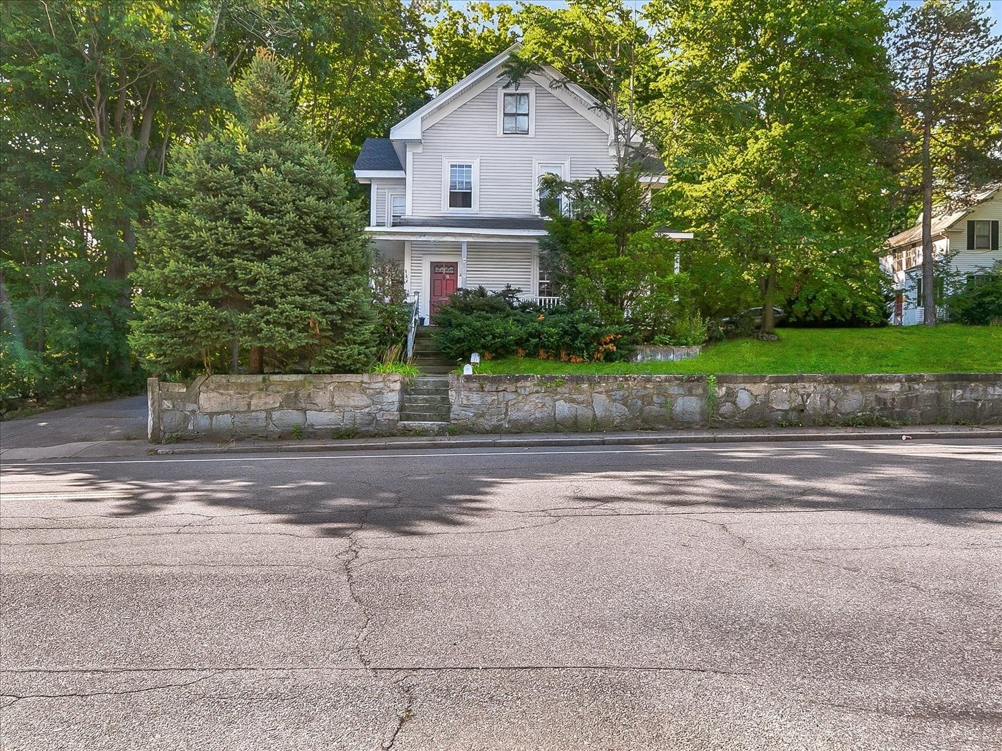 2 Lexington St, Woburn, MA, 2 Lexington St, Woburn, MA Photo #1