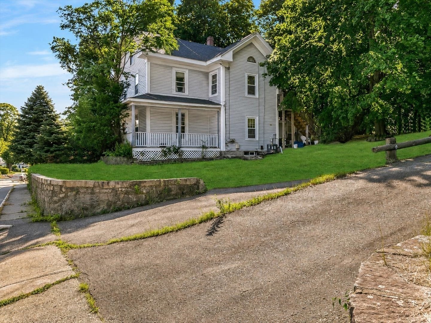 2 Lexington St, Woburn, MA, 2 Lexington St, Woburn, MA Photo #19