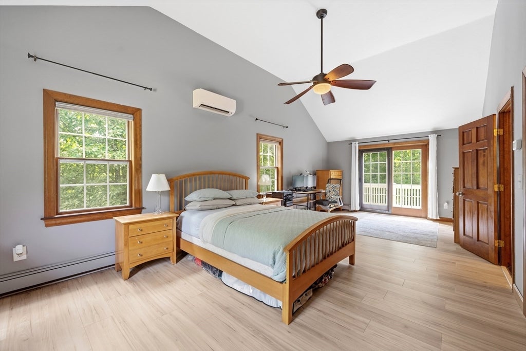14 Nottingham Cir, Holden, MA Photo #16