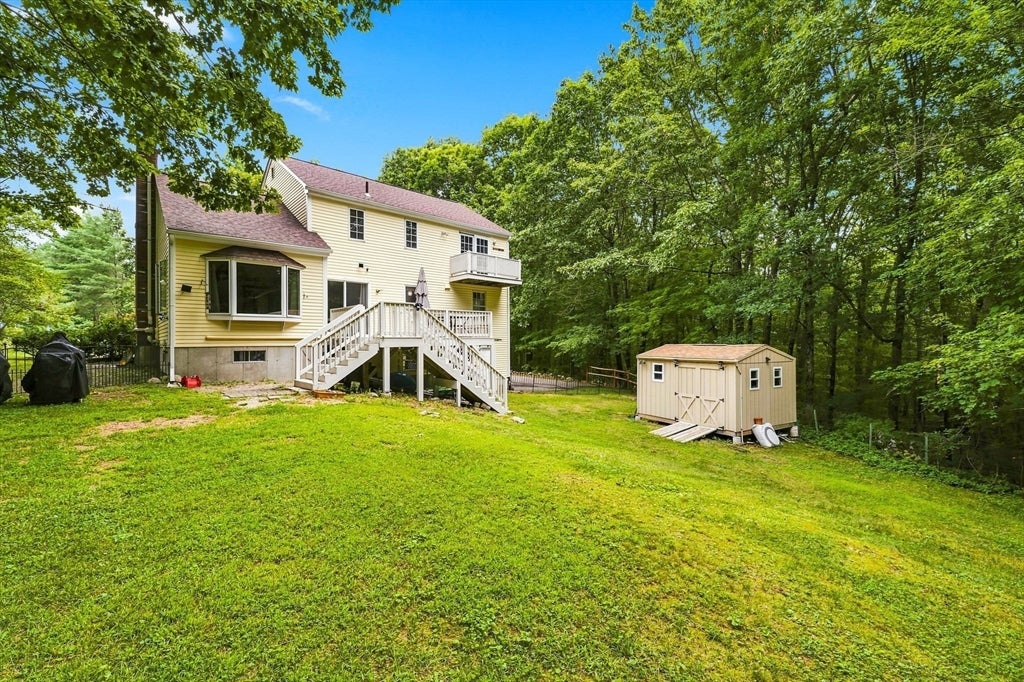 14 Nottingham Cir, Holden, MA Photo #28