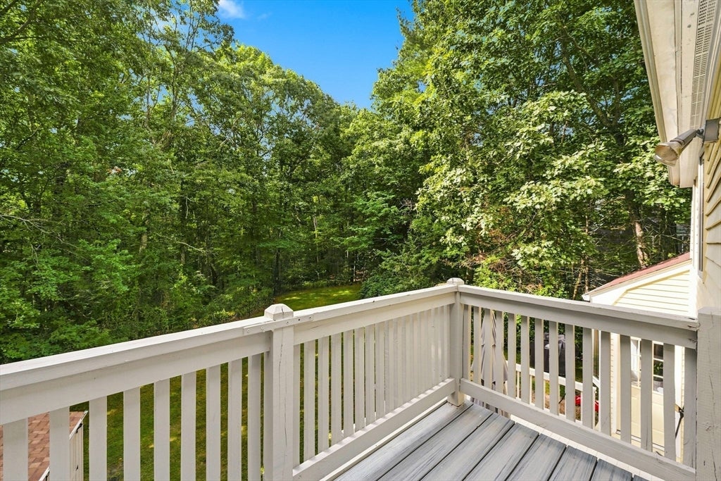 14 Nottingham Cir, Holden, MA Photo #18