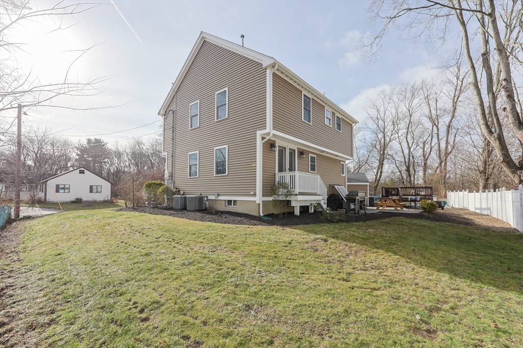 43 Marjorie St