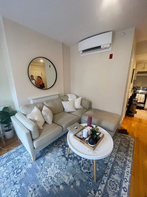 Photo of 105 Pinckney St #6, Boston, MA 02114 (MLS # 73567411)