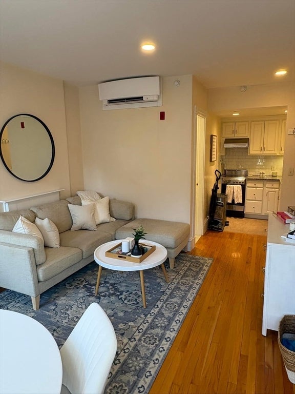 105 Pinckney St #6, Boston, MA, 105 Pinckney St #6, Boston, MA Photo #2