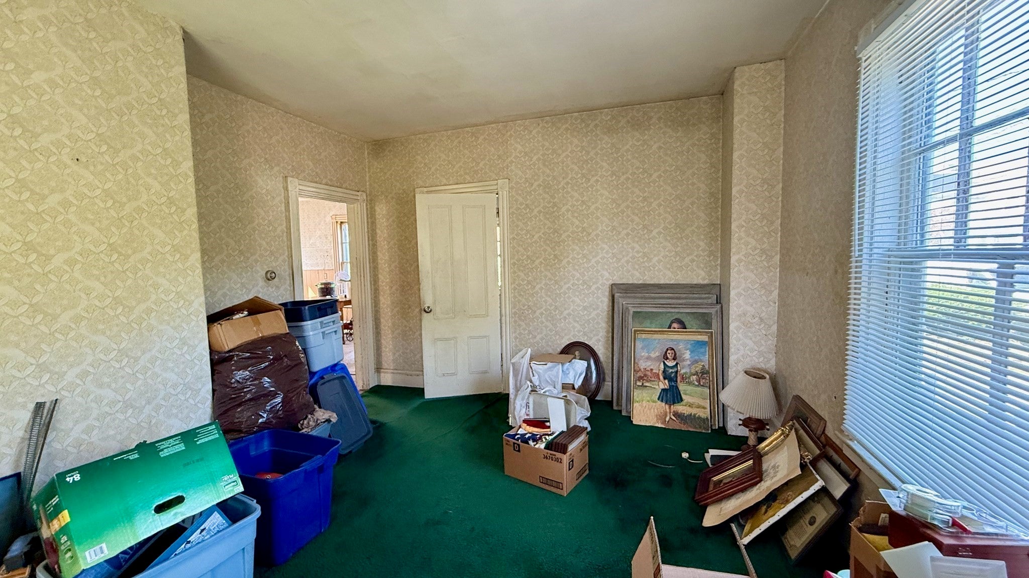 51 Crescent St, Whitman, MA, 51 Crescent St, Whitman, MA Photo #4