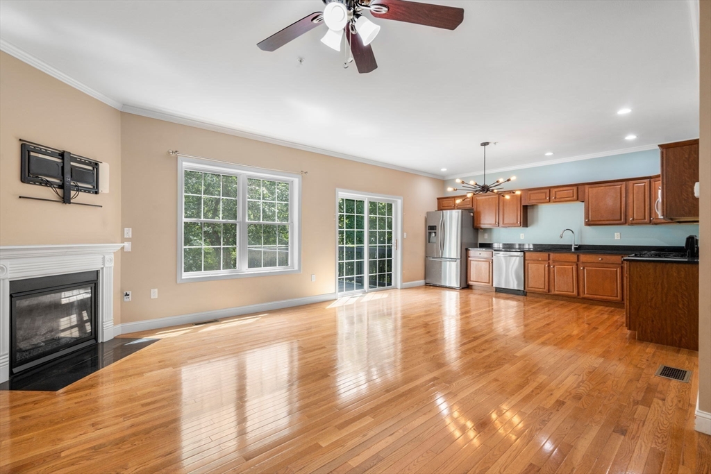 90 Rangeway Road 303