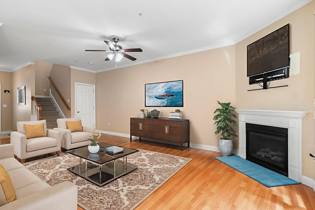 90 Rangeway Road 303