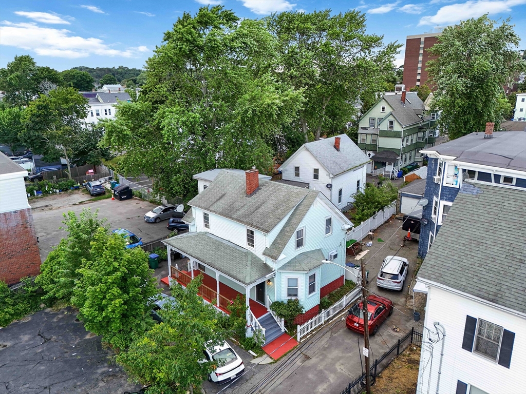 10 Cobbet Pl, Lynn, MA Photo #25