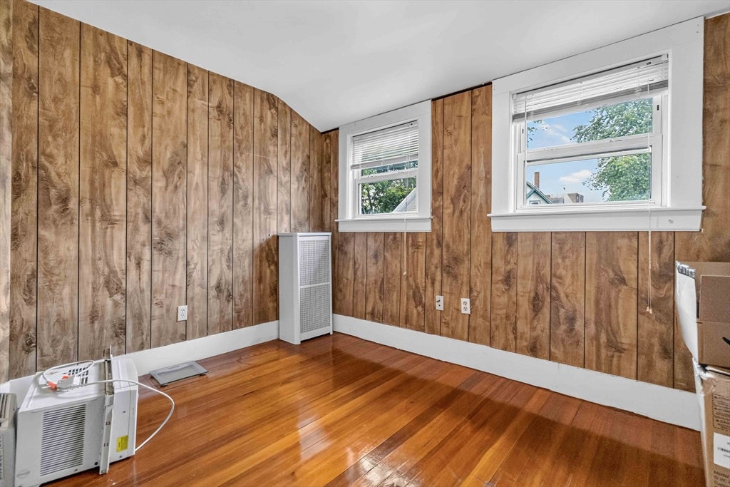 10 Cobbet Pl, Lynn, MA Photo #18
