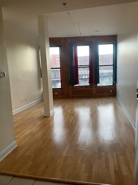 7 Central Sq 203 Lynn MA 01901