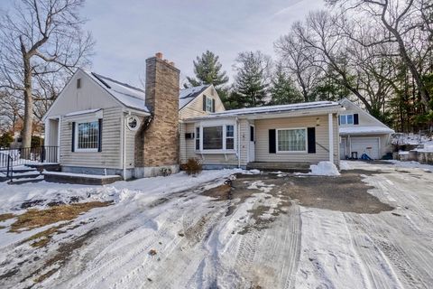 Photo of 647 Plumtree Rd, Springfield, MA 01118 (MLS # 73486295)