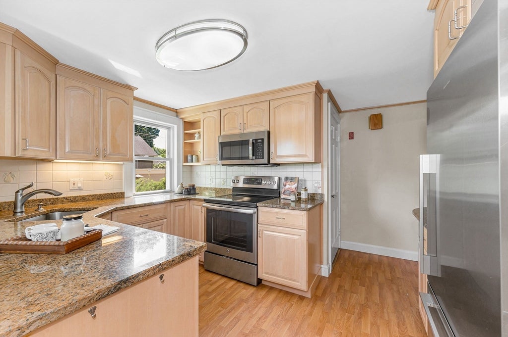 86 Orange Street, Reading, MA, 86 Orange Street, Reading, MA Photo #12