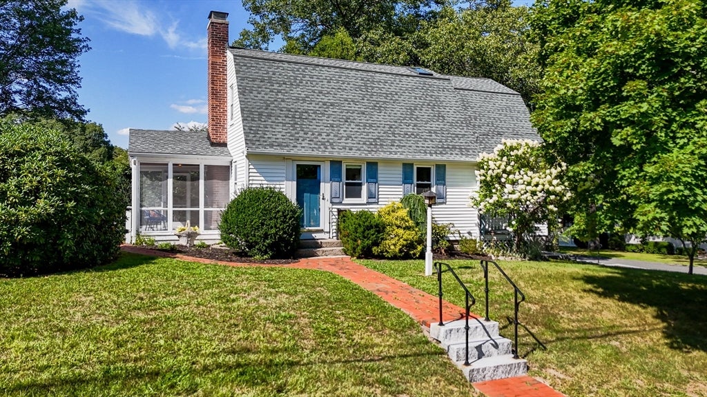 Photo of 86 Orange Street, Reading, MA