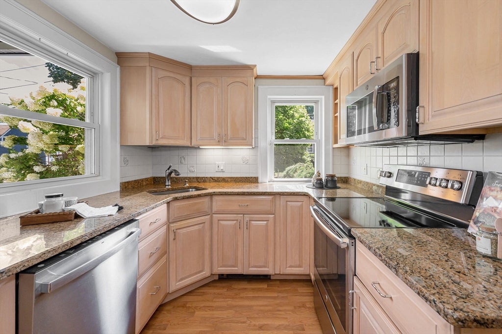 86 Orange Street, Reading, MA, 86 Orange Street, Reading, MA Photo #11