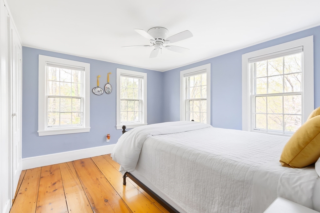 Sherborn, Massachusetts 01770, United States, 3 Bedrooms Bedrooms, ,2 BathroomsBathrooms,Residential,Pending,121331