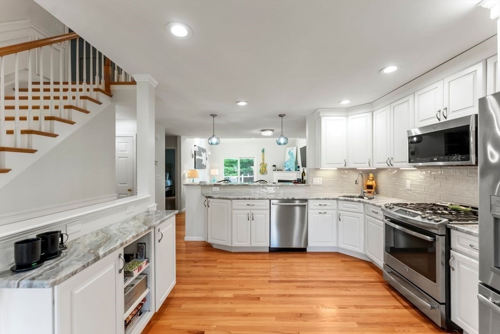 3 Sarah Reed Hunt Way 3