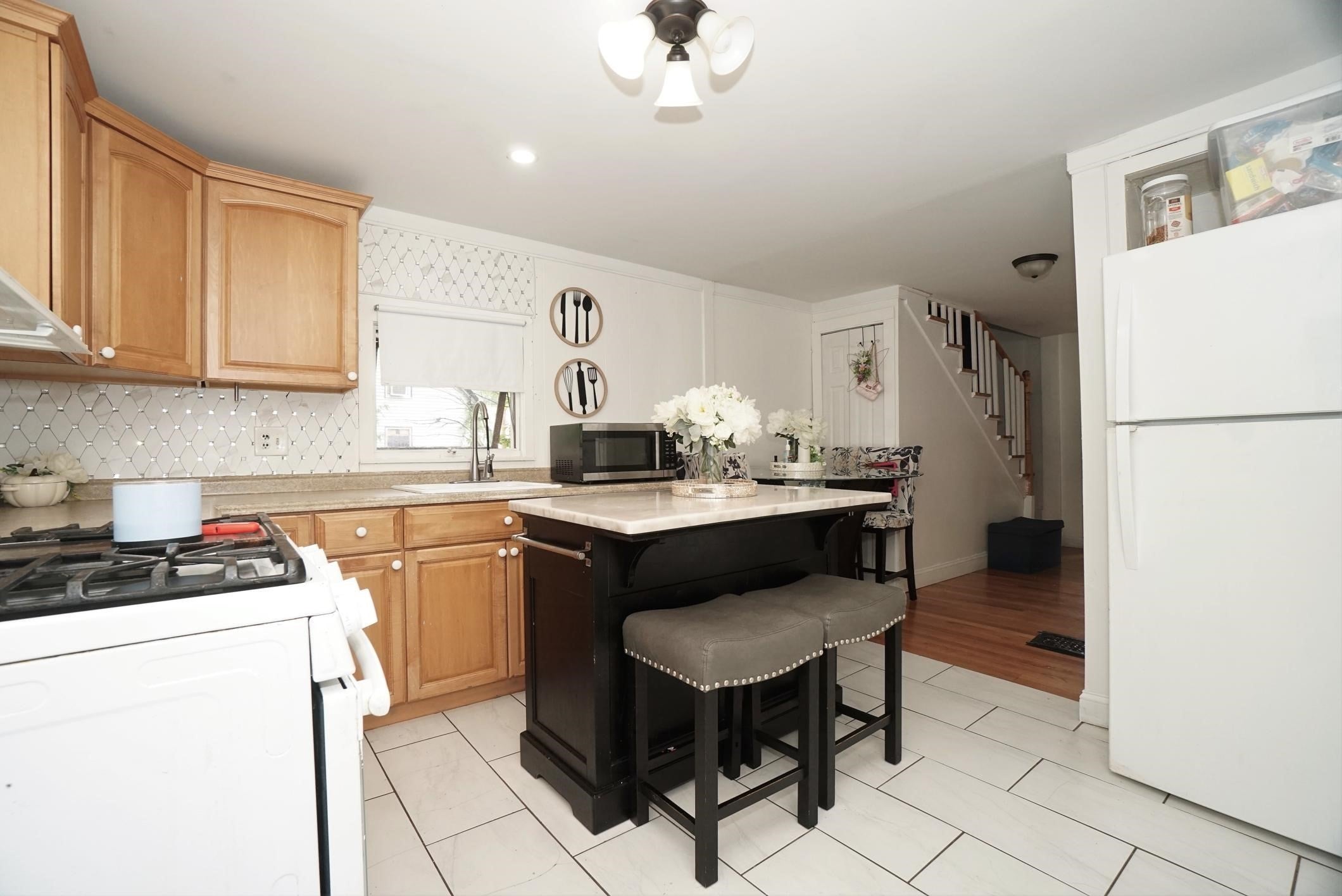 12 Bailey St, Lynn, MA Photo #10