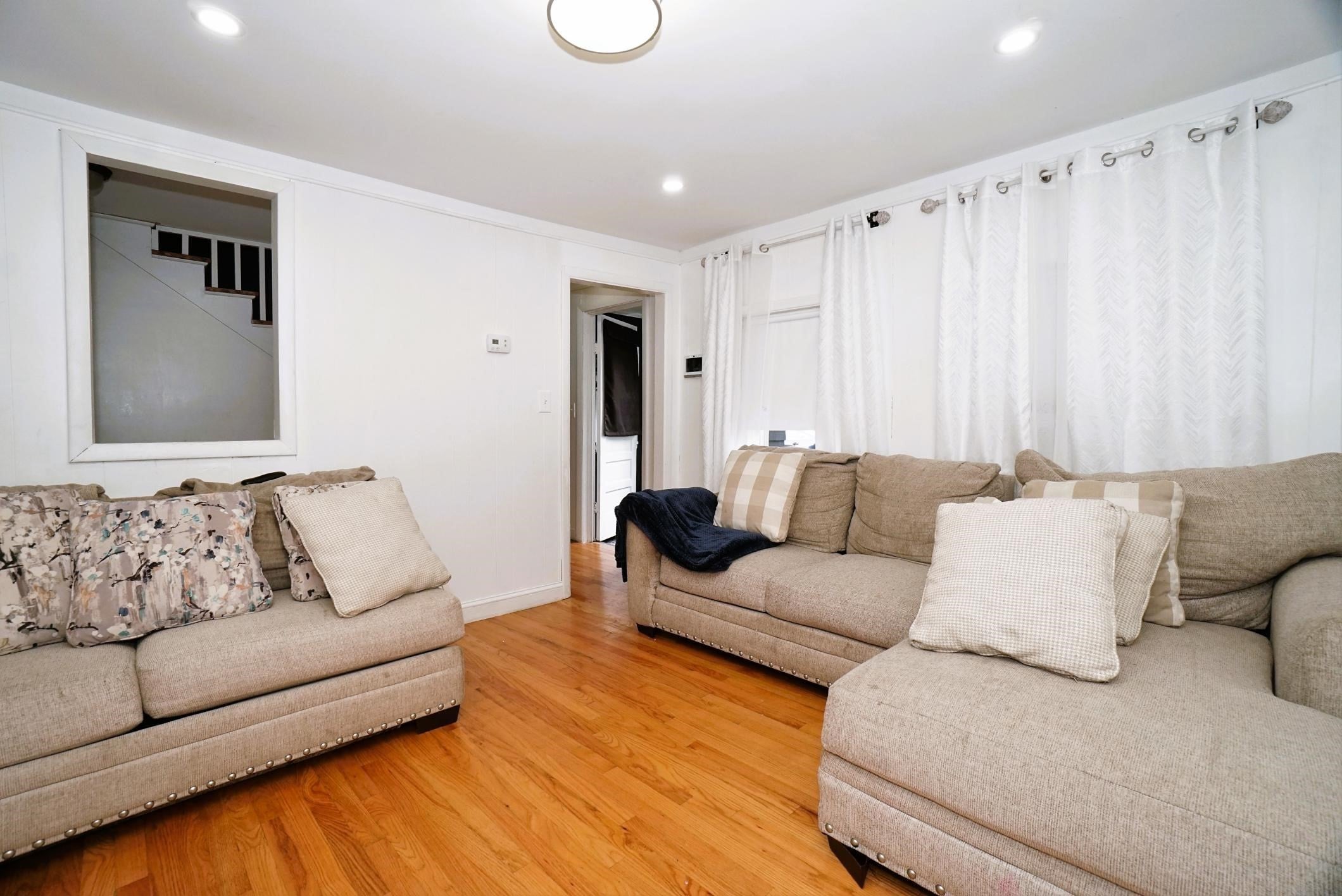 12 Bailey St, Lynn, MA Photo #7
