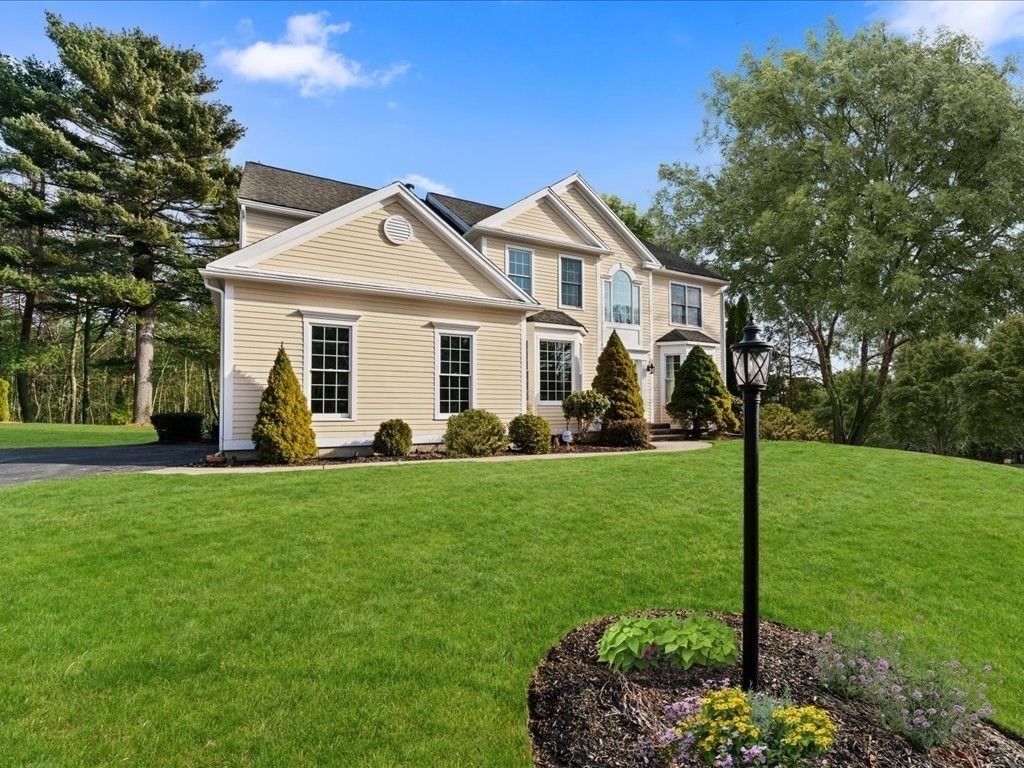 7 Rocklawn Road