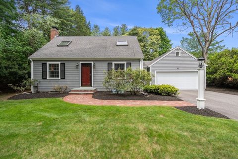 Photo of 4 Park Ave, Dover, MA 02030 (MLS # 73549652)