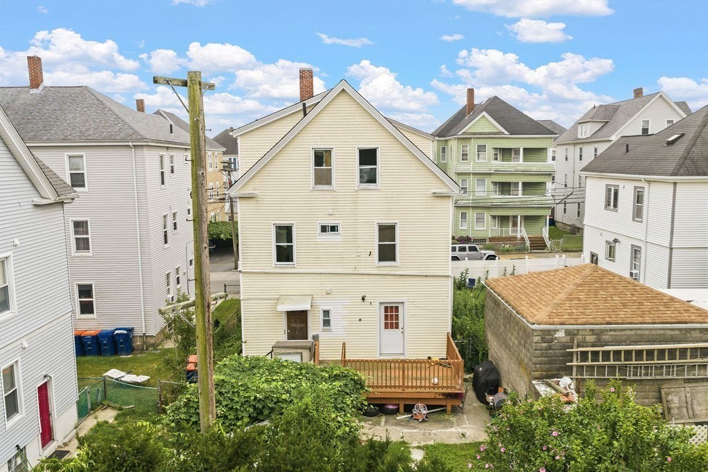 115 Thompson St