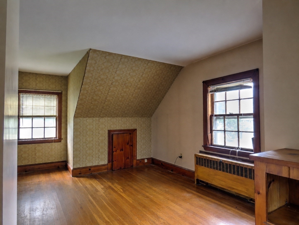 56 Brookfield Rd, Abington, MA Photo #15