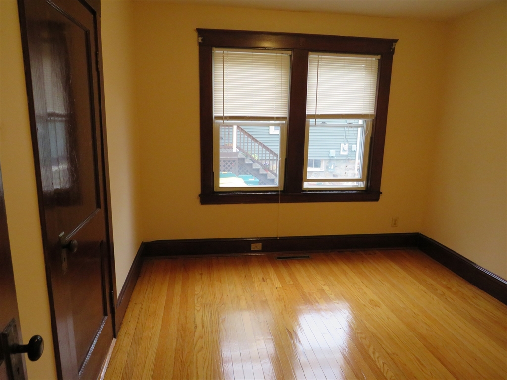 37 Rock Street 37