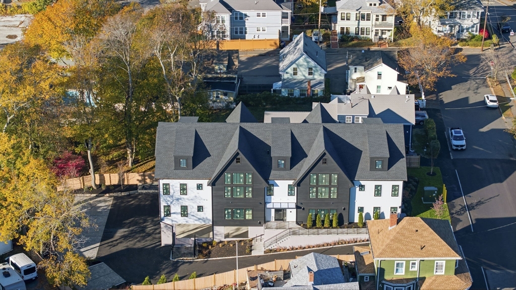 11 Boynton Street 204