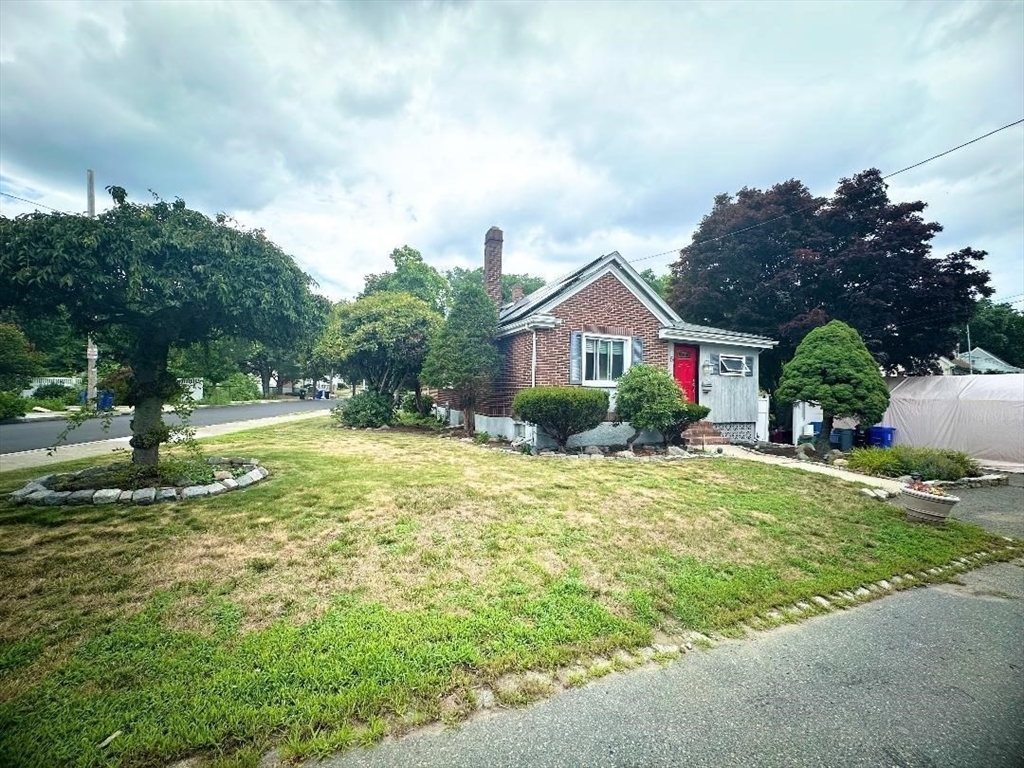 6 Grant Road