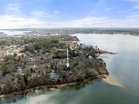 14 Quamhasset Road Bourne MA 02532