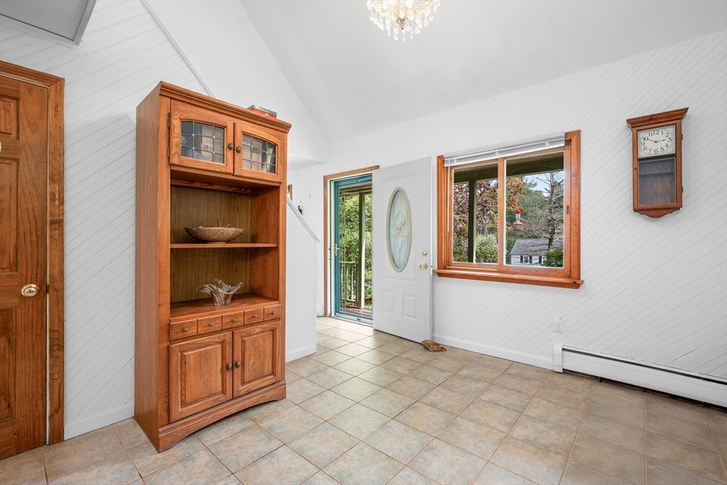 31 Artisan Way
