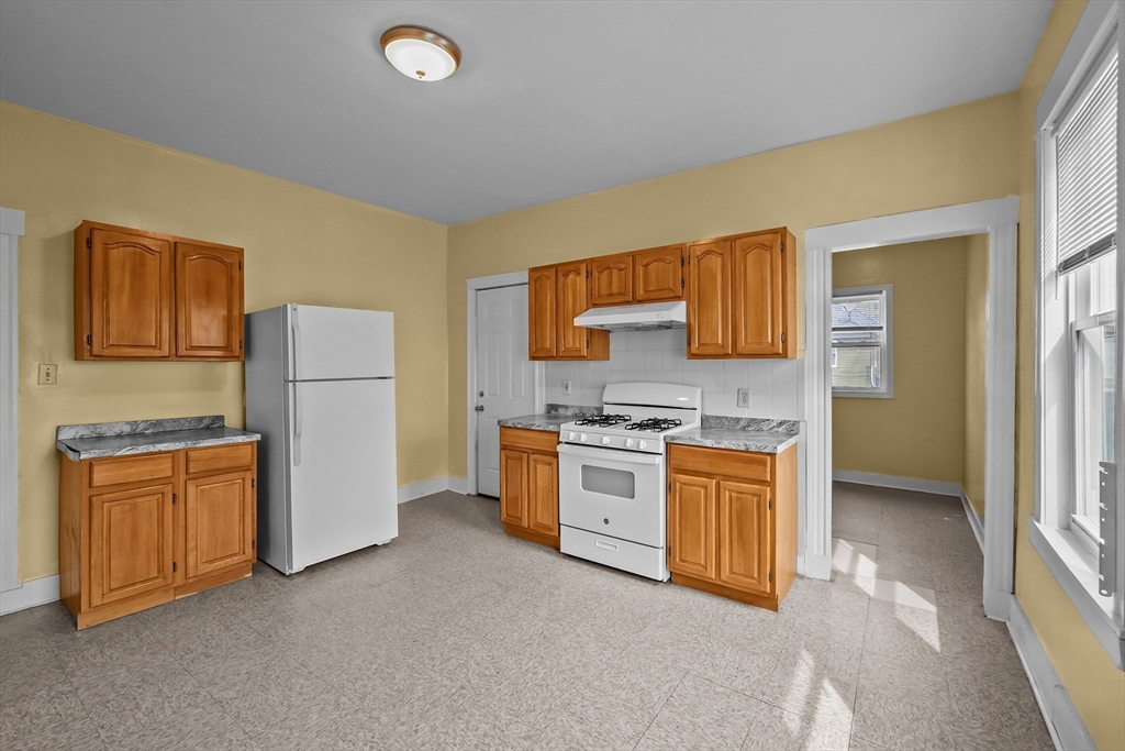 16 Roxton St