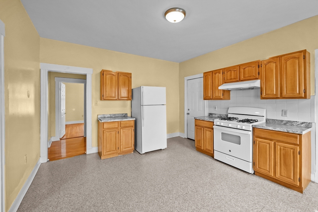 16 Roxton St