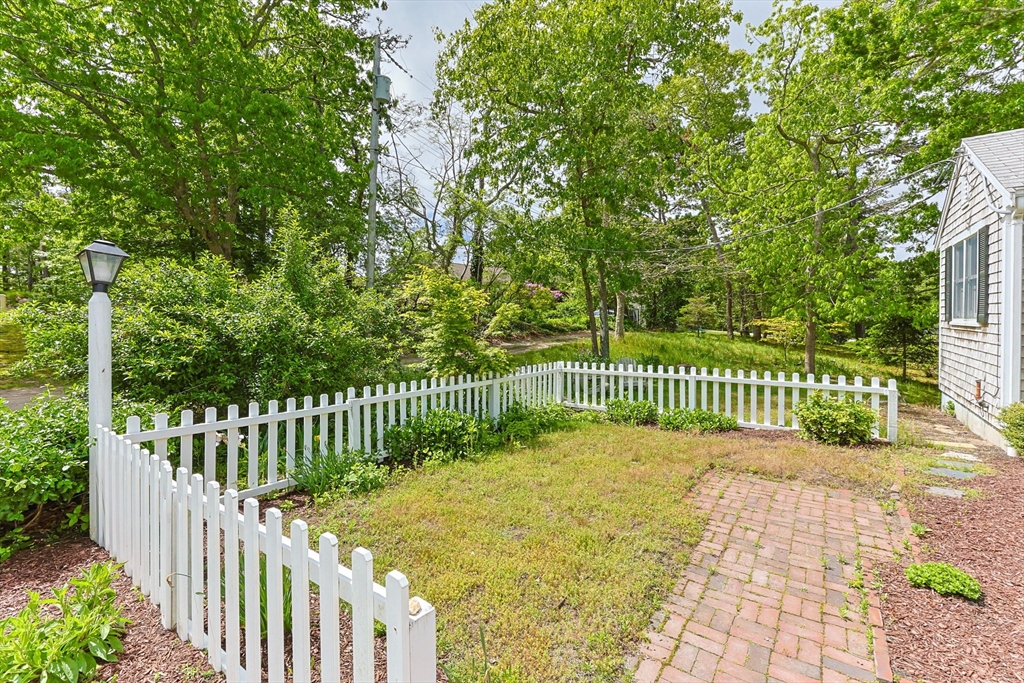 21 Mill Pond Rd