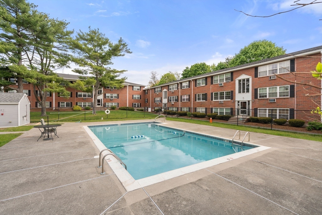 4 Tara Drive #4, Weymouth, MA Photo #6