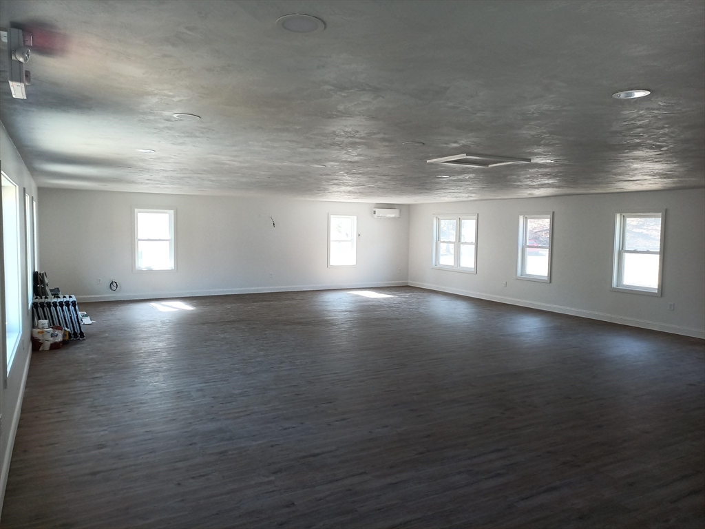 476 Worcester Street