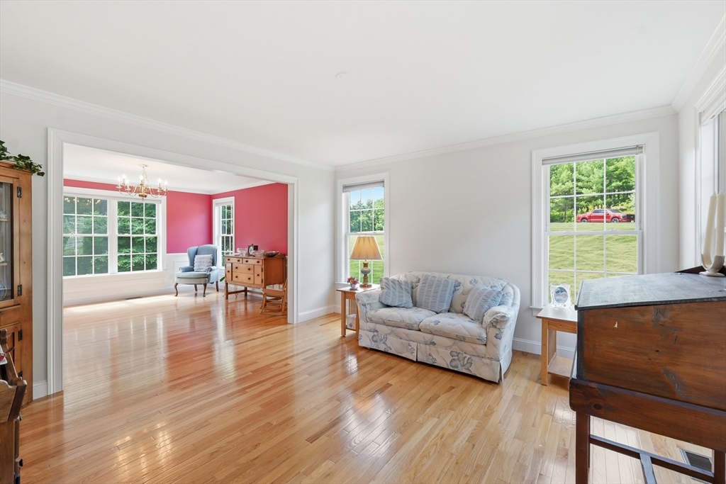 21 Brackett Hill Rd