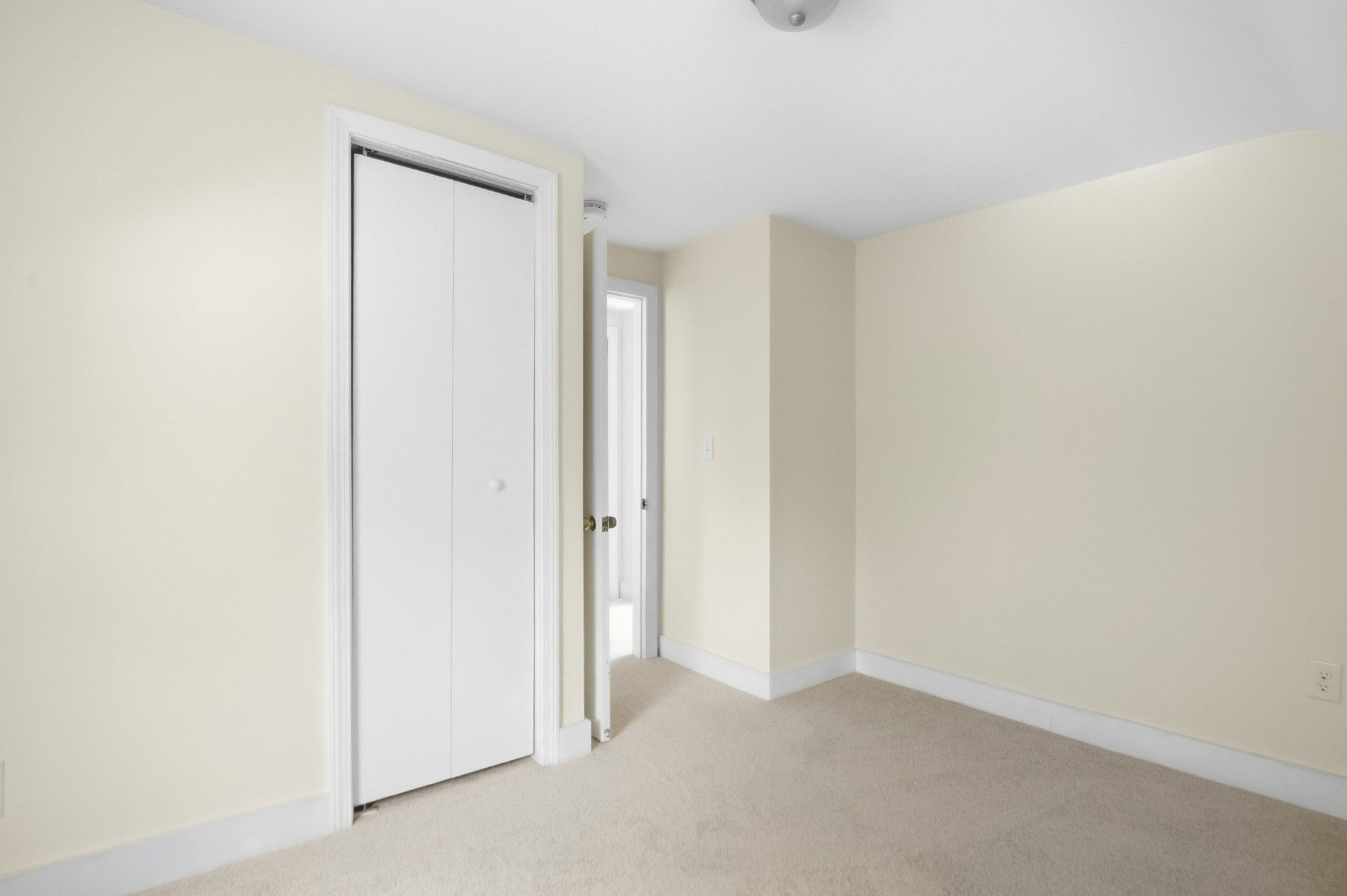 11 Russell St, Methuen, MA Photo #19