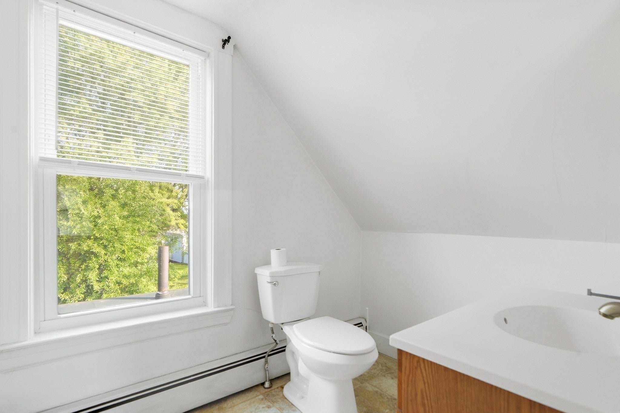 11 Russell St, Methuen, MA Photo #21