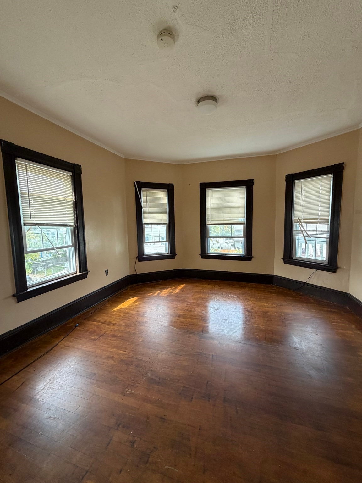 208 Spring St, Brockton, MA Photo #20