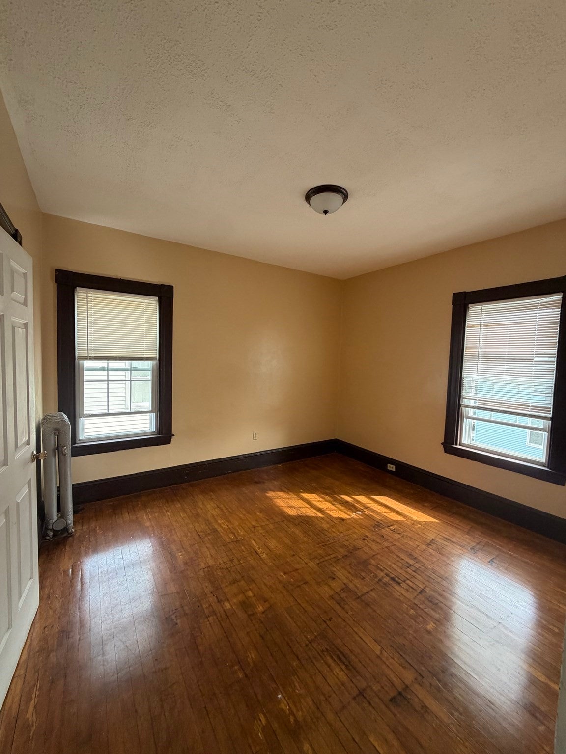 208 Spring St, Brockton, MA Photo #25