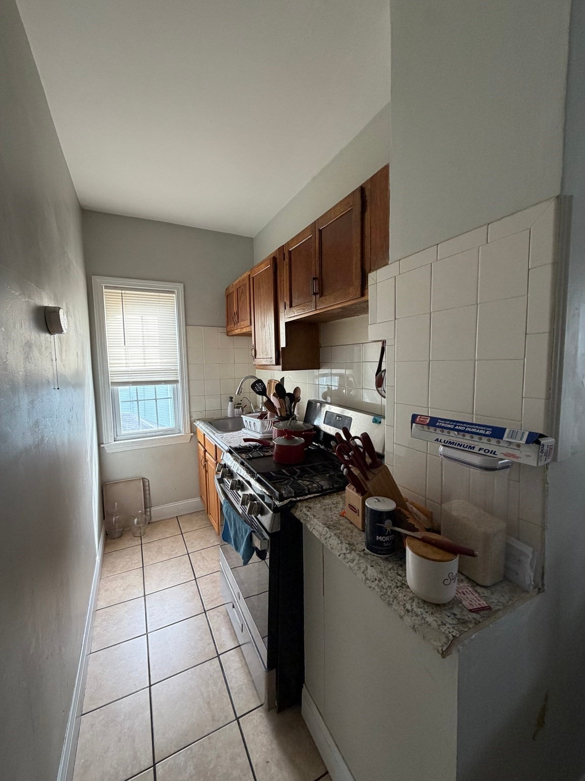 208 Spring St, Brockton, MA Photo #12