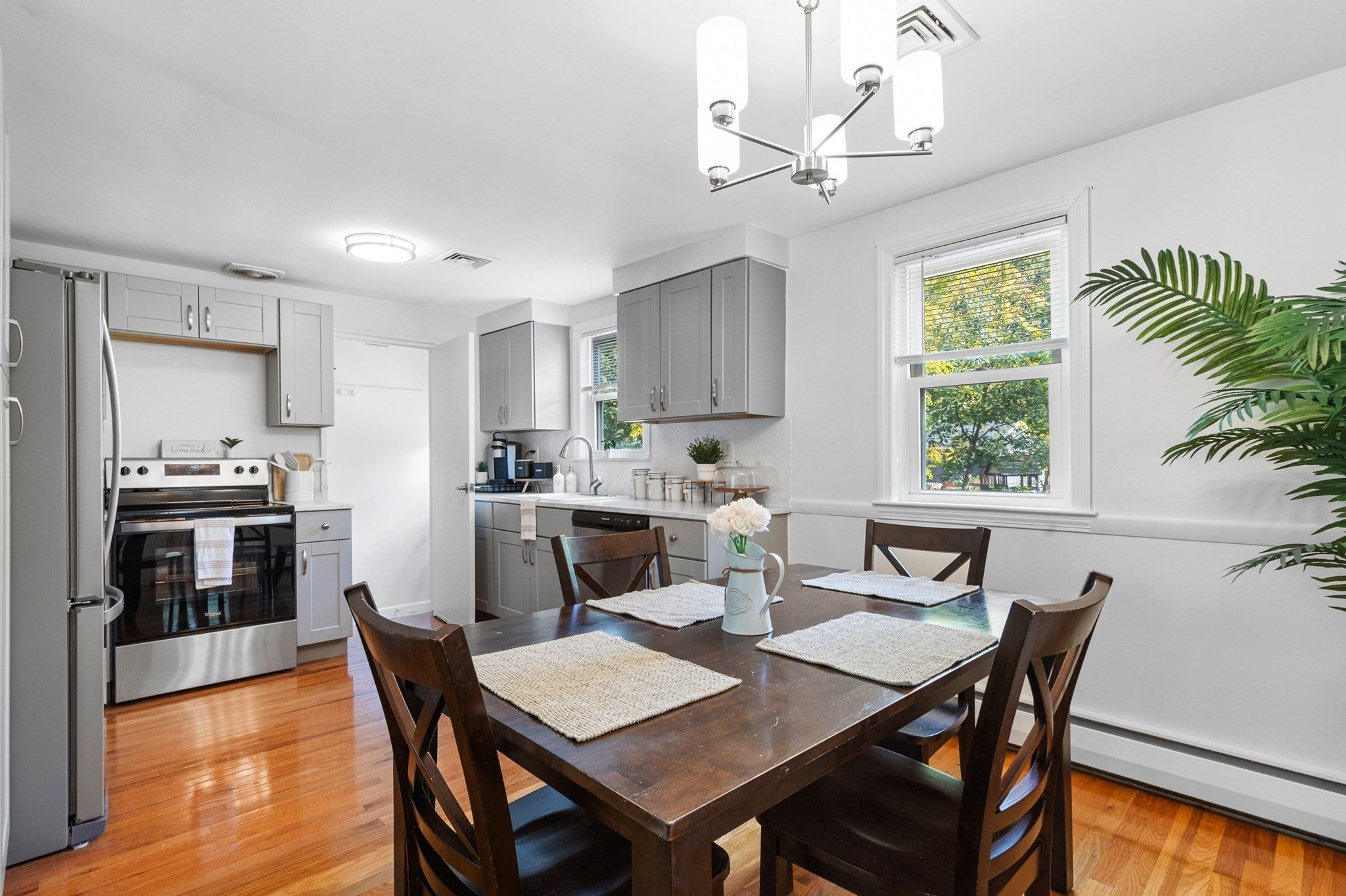 15 Carson RD, Woburn, MA Photo #13