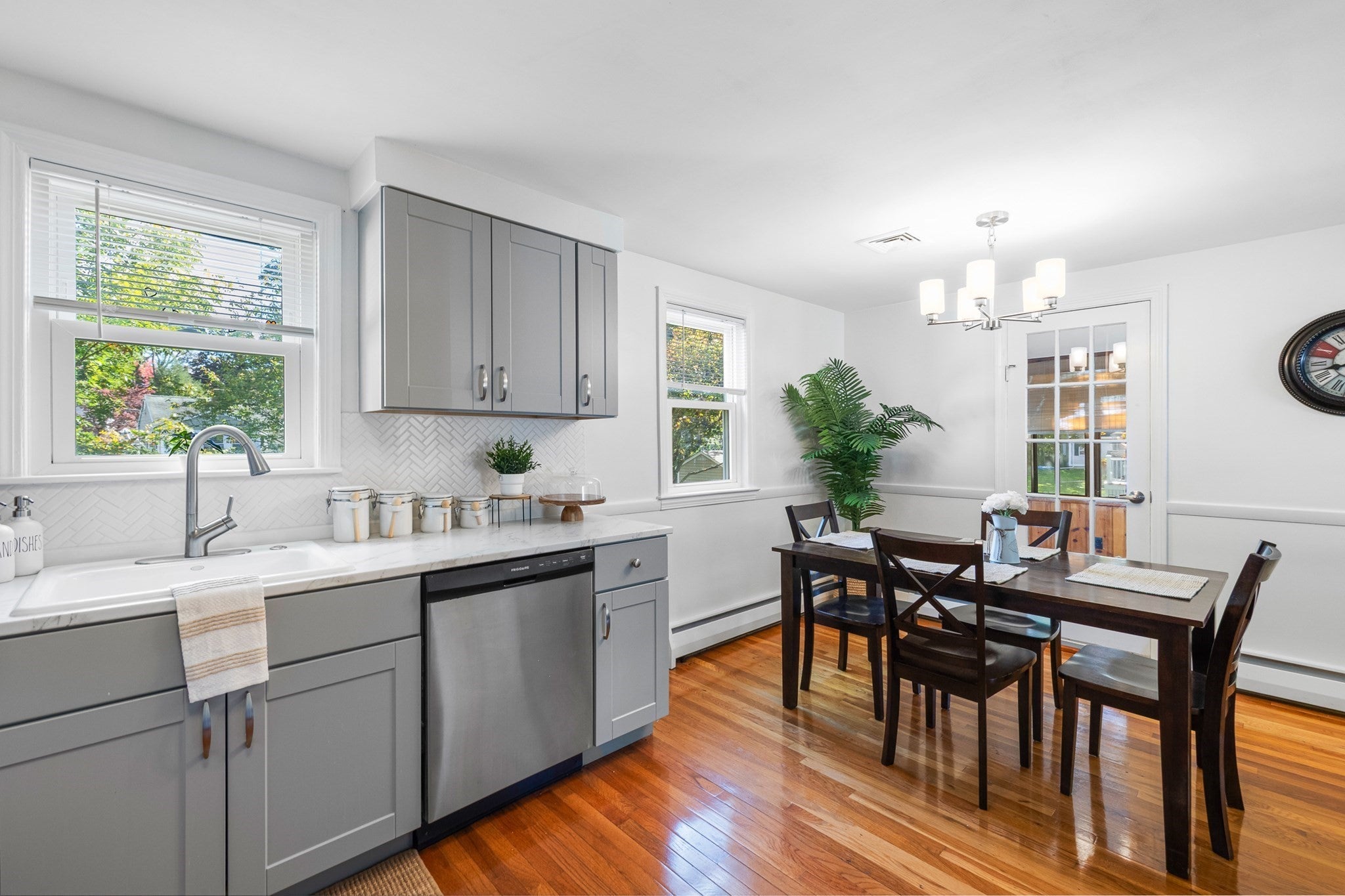 15 Carson RD, Woburn, MA Photo #16